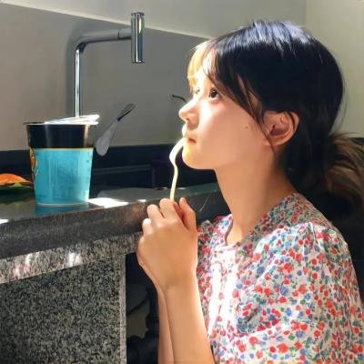美术馆旁的动物园